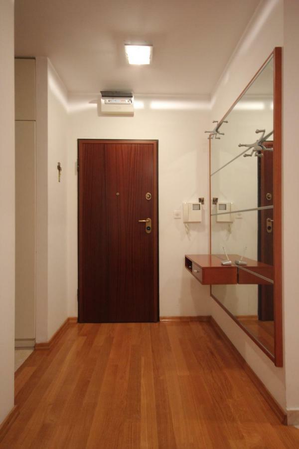 Apartment Karlo Near The Most Beautiful Beach Znjan Split Bagian luar foto