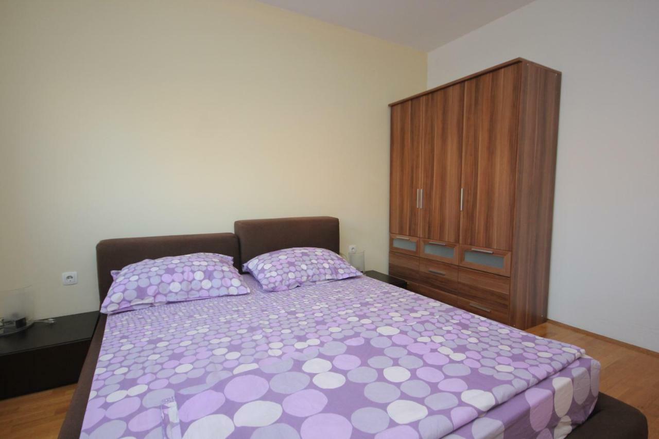 Apartment Karlo Near The Most Beautiful Beach Znjan Split Bagian luar foto