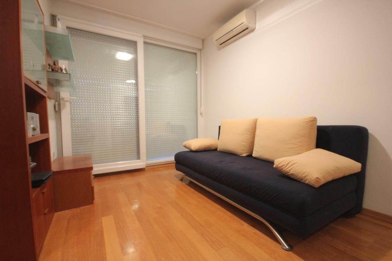 Apartment Karlo Near The Most Beautiful Beach Znjan Split Bagian luar foto